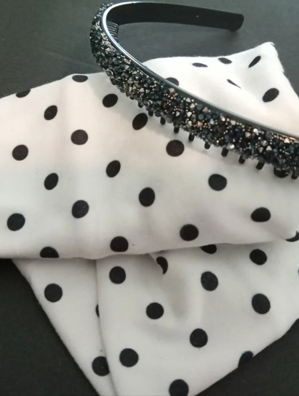 Black Plastic Headband with 3 Scrunchies & Fabric Headband